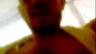 مصرية بتقولى زيك كبير