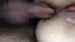 المدلعة القذرة سامية تحب الجنس الفموي العميق والوضعية الخلفية