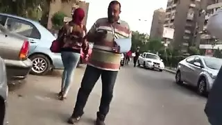 إباحية شارع: تسجيل خفي لمؤخرة حجابة مغرية