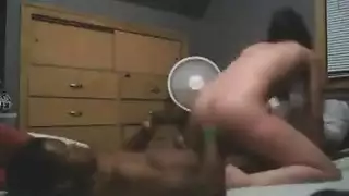 مص الأصابع وأكل الكس: مشهد متعة مزدوجة