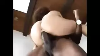 فحول عراقيون شباب يستسلمون لعمل شرج عميق