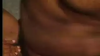 نائمه وتفترسها