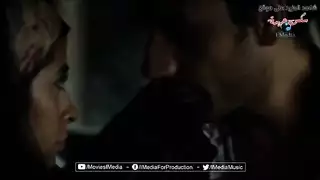 مشهد روبي الإباحي الحار مع أختها: تقبيل ولمس