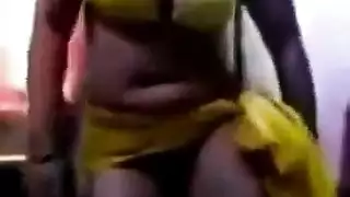 فيلم منزلي صريح: رقص البكيني العراقي يتحول إلى فعل صريح