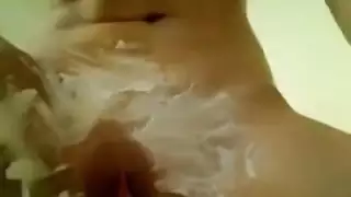 سكس عرقي صريح: قضيب أسود كبير يوسع مهبل ضيق