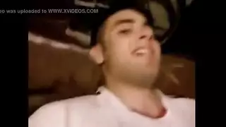 جسم محمر