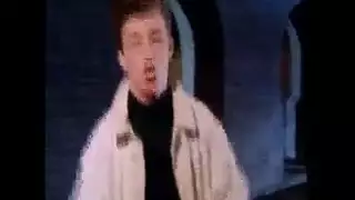 فتاة جامحة تحصل على لعق مهبلها بقوة في تدليك إباحي