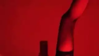 الفتاة التركية عائشة يتم تدمير فتحة شرجها
